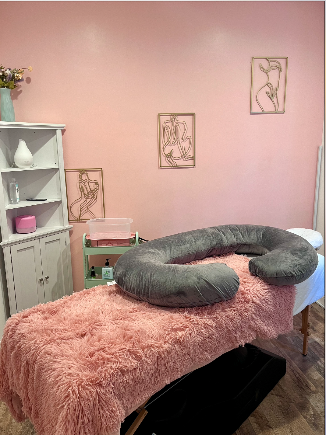Babes & Bellies Ultrasound 2D/3D/4D/HD & Pregnancy Spa cover